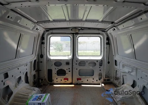 2011 Ford E-350 Super Duty Commercial z USA, uszkodzony, nr VIN 1FTSE3EL4BDB39770